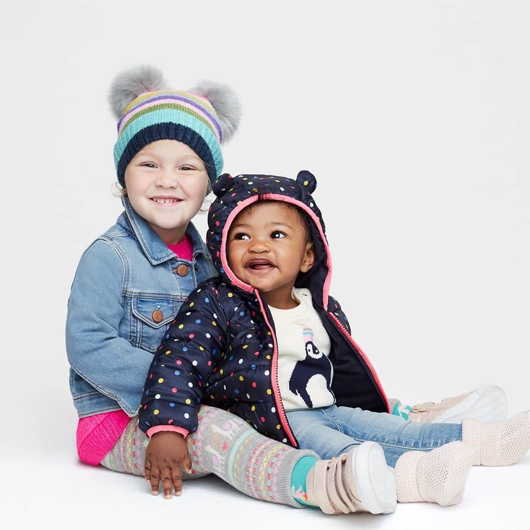 GapKids_jpさんのインスタグラム写真 - (GapKids_jpInstagram)「幅広いラインナップで、ひとり一人にぴったりのギフトが見つかるGapストア。贈る相手の顔を思い浮かべながら、想いのこもったホリデーショッピングを。😊﻿ ﻿ #GiftTheThought #その想いを贈ろう #GiveGap #babyGap #キッズファッション  #ベビー服 #くま耳 #デニムジャケット #パファー #アウター #レギンス #ニットキャップ #GapDenim」12月18日 15時14分 - gapkids_jp