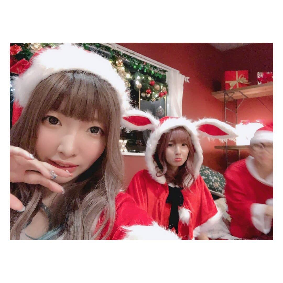 かすさんのインスタグラム写真 - (かすInstagram)「たそかすじんねお #サンタコス」12月18日 16時05分 - kasuu_kasu