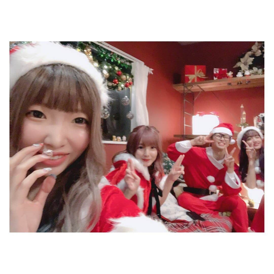 かすさんのインスタグラム写真 - (かすInstagram)「たそかすじんねお #サンタコス」12月18日 16時05分 - kasuu_kasu