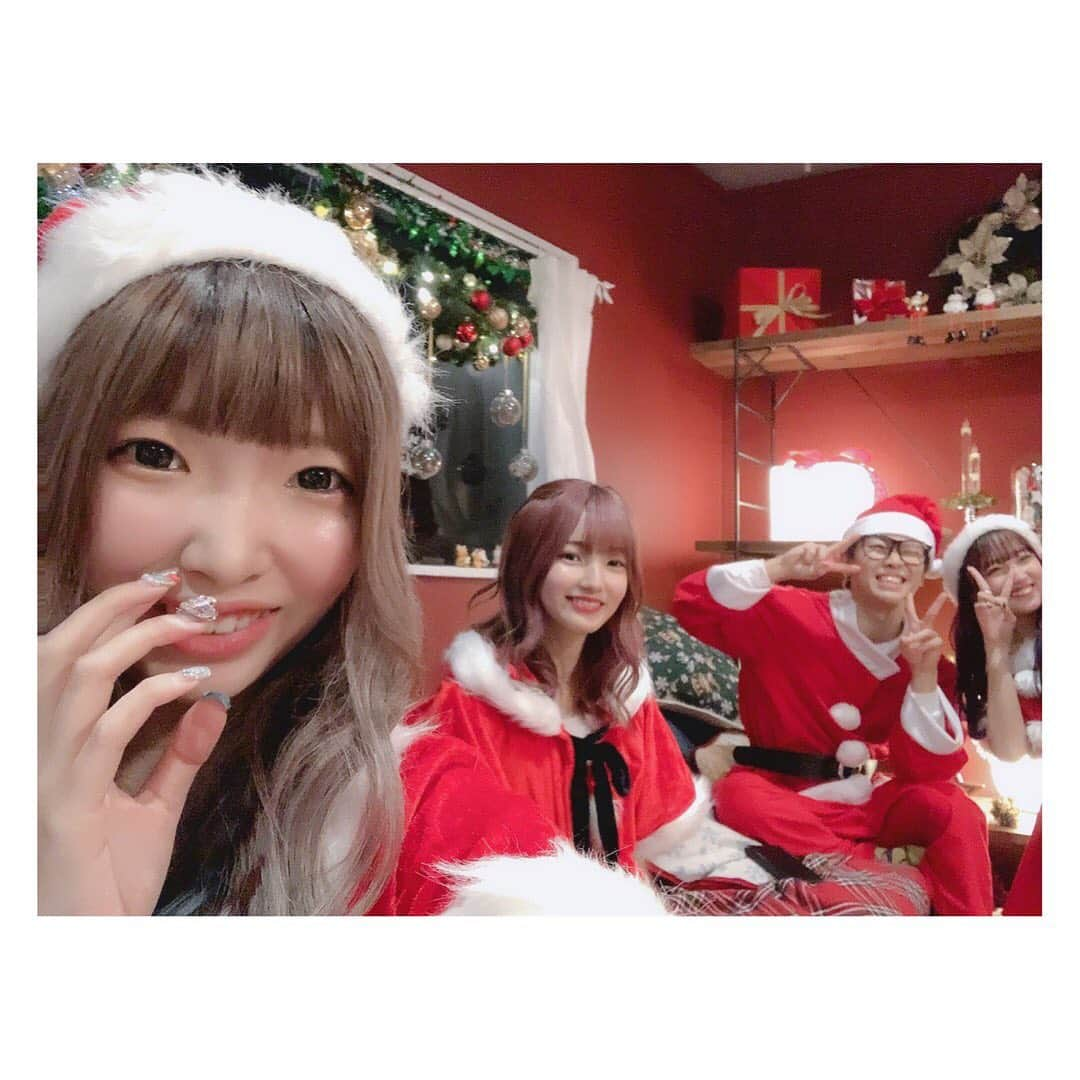 かすさんのインスタグラム写真 - (かすInstagram)「たそかすじんねお #サンタコス」12月18日 16時05分 - kasuu_kasu