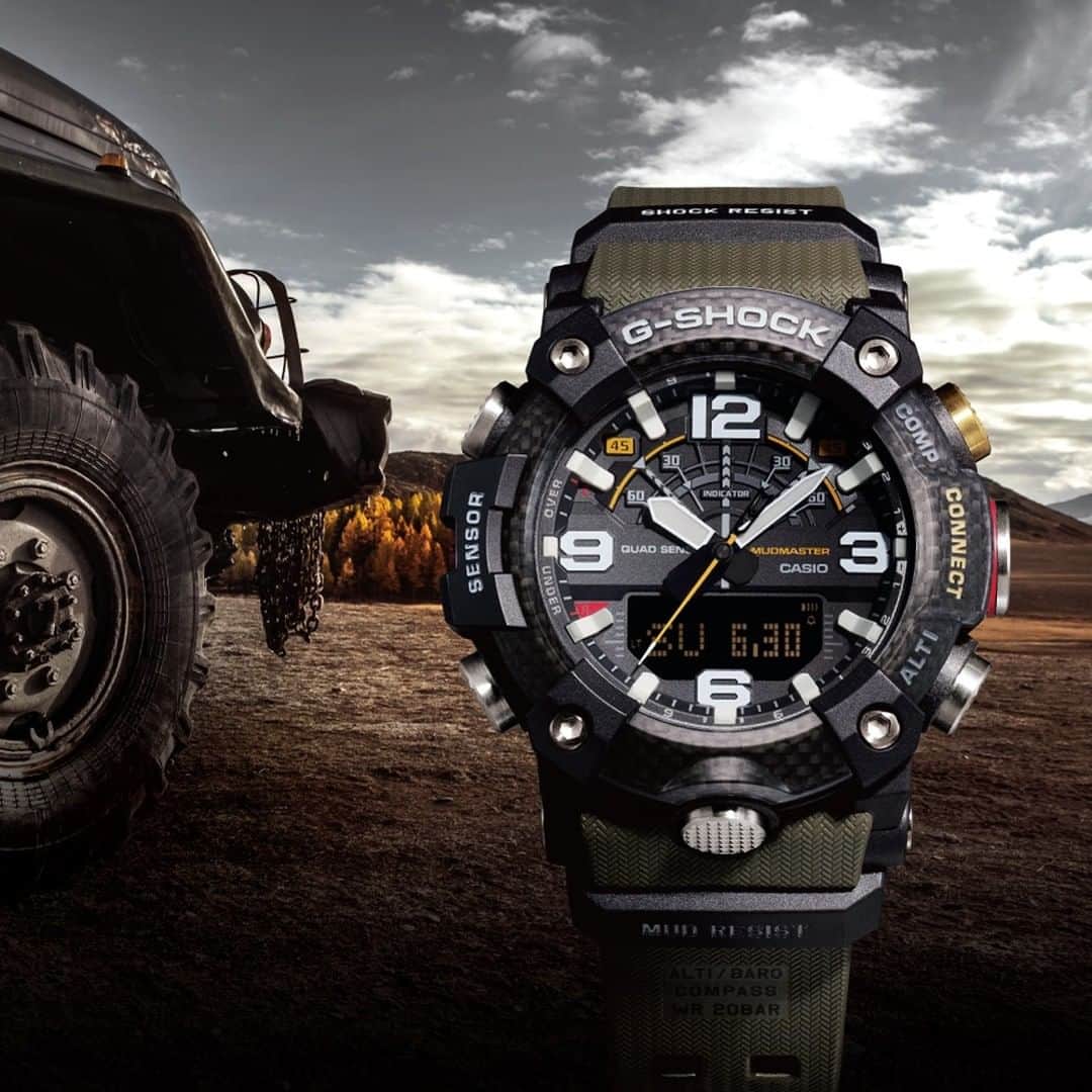 のインスタグラム：「MUDMASTER GG-B100  MASTER OF Gシリーズから、極限の陸上での使用を想定したMUDMASTER、GG-B100-1A3JFをご紹介。ケースに高剛性素材のカーボンを使用することで、衝撃などによる破損や変形を抑制し、金属製のボタンパイプなしで高い気密性を確保。また気密性を保持するステンレス製のパネルバックと、衝撃に強いガラス繊維入りファインレジンのバックカバーを装備しています。  Introducing GG-B100-1A3JF from MUDMASTER, designed and engineered to withstand rough land environments. By using case made of high-rigidity carbon material, it protects against damage and deformation due to impact and other rough treatment, while metal button pipes ensure a tighter seal against the external environment.  In addition, the dual back cover consists of a stainless steel panel back and an outer cover made of shock resistant fine resin embedded with glass fibers.  GG-B100-1A3JF  #g_shock #mudmaster #ggb100 #masterofg #mudresist #carbon #carboncoreguard #gshockconnected #watchoftheday」