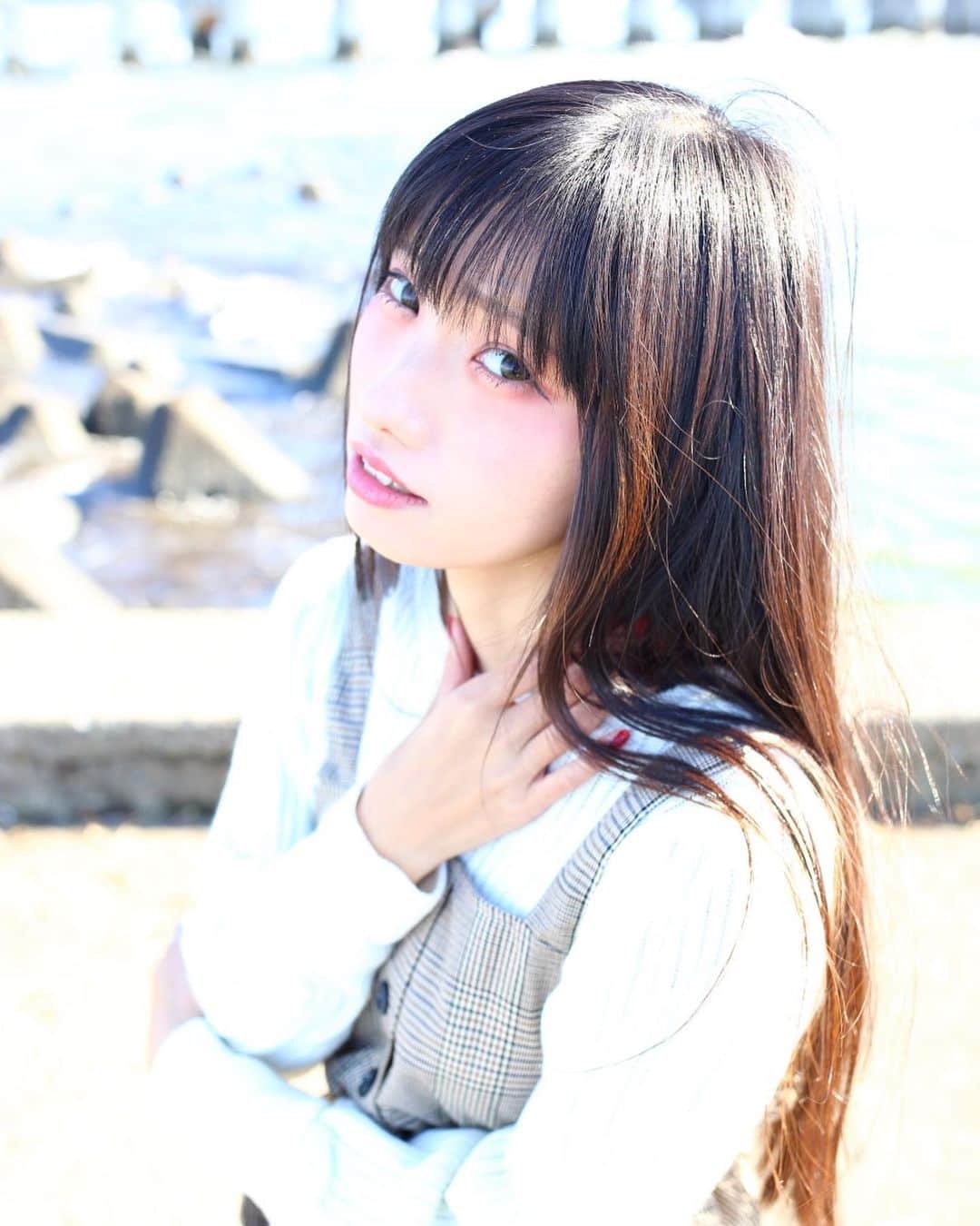 秋元るいさんのインスタグラム写真 - (秋元るいInstagram)「丸の内エリア休憩中！ このあともよろしくお願いします＊*(ू•ω•ू❁)*＊ 📸アラタさん 、 #マシュマロ撮影会　#江ノ島  #japanese #ポートレート #ポートレート撮影会  #155cmコーデ #今日のコーデ #ootd #ootdfashion #outfit #instafashion  #撮影会 #撮影会モデル  #ロケ撮影 #個撮 #個人撮影会  #リクエスト撮影  #モデル募集  #ポートレート #ポートレートモデル  #コスプレ #コスプレイヤー  #グラビア #ポートレートしま専科  #作品撮り  #東京カメラ部  #ポートレートモデル撮影 #カメラマンさんと繋がりたい #写真好きな人と繋がりたい #ぱっつん、」12月18日 17時28分 - akimoto_rui