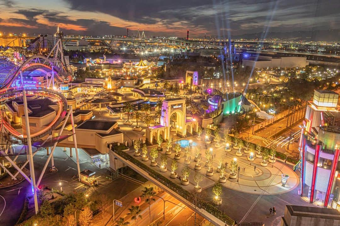 RIKUYAのインスタグラム：「🎢 "世界最高の感動と興奮"に一番近いオフィシャルホテル The Park Front Hotel at Universal Studios Japan ㅤ 気づけば約4ヶ月ぶりの投稿 お久しぶりです🙋‍♂️ ぼちぼち更新します🐫🐫🐫 ㅤ #osaka #UniversalStudiosJapan #usj#theparkfronthotel」