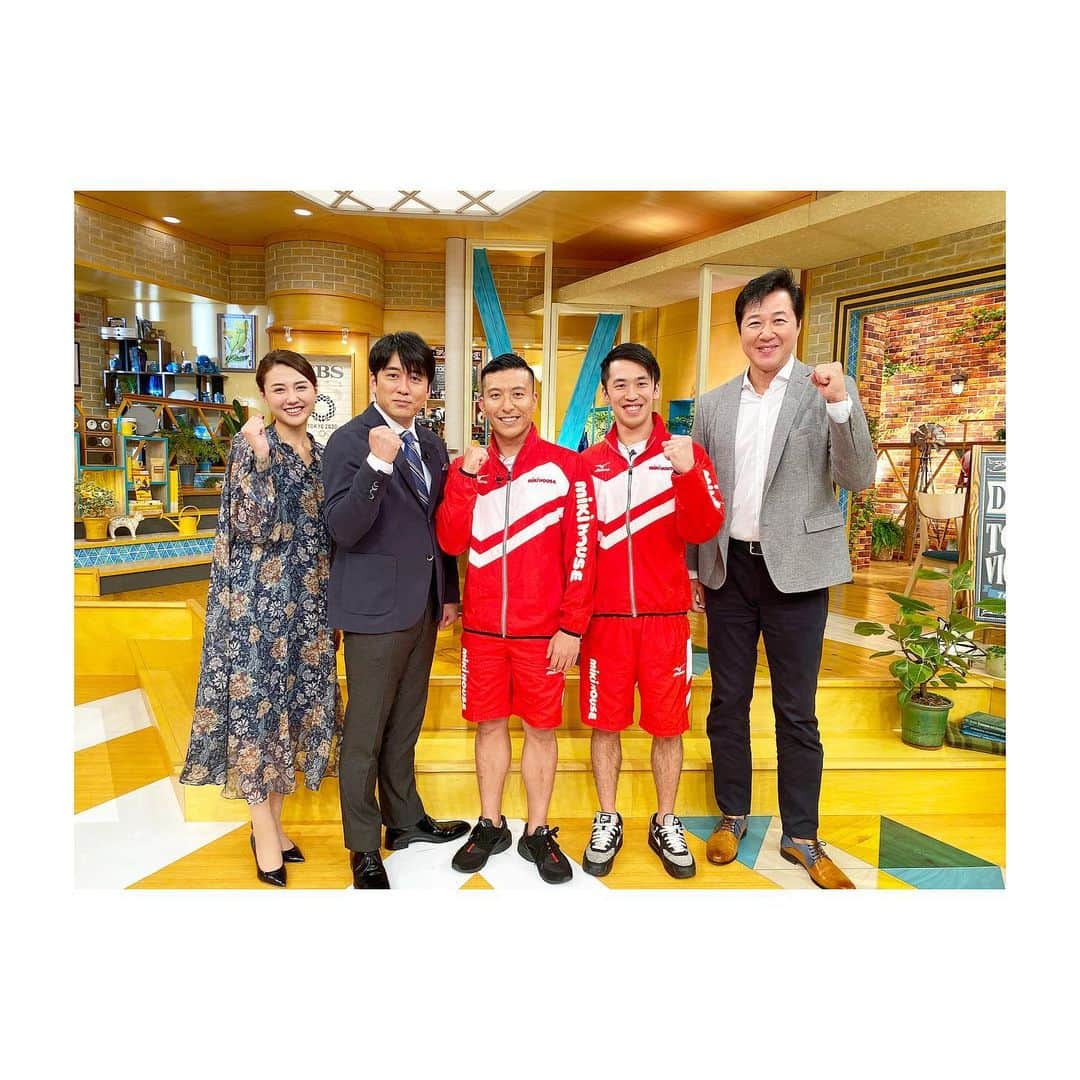 寺内健のインスタグラム：「今週土曜日の朝7:00に放送がありますので、少し朝早いですが是非観て頂けると、と思います。  12/21（土）7:00 TBS系列 「東京　Victory 2020」  #diving #mikihouse #TBS #東京victory #河合俊一　さん #安住紳一郎アナ #山形純菜アナ」