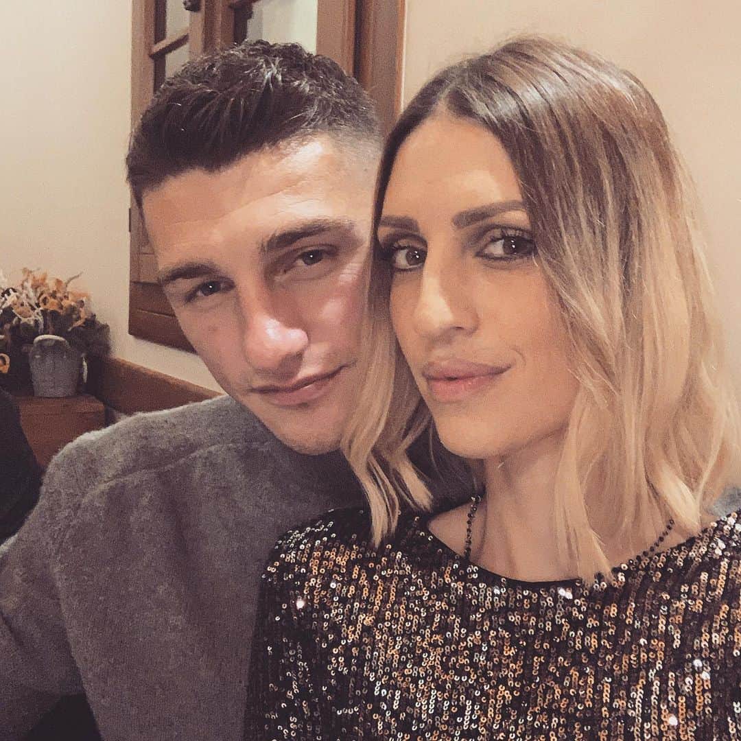 ミケーレ・カンポレーゼのインスタグラム：「Cena di natale 🎄 #merrychristmas#Pordenone#cenadinatale#MikeeRake#Buonnatale」