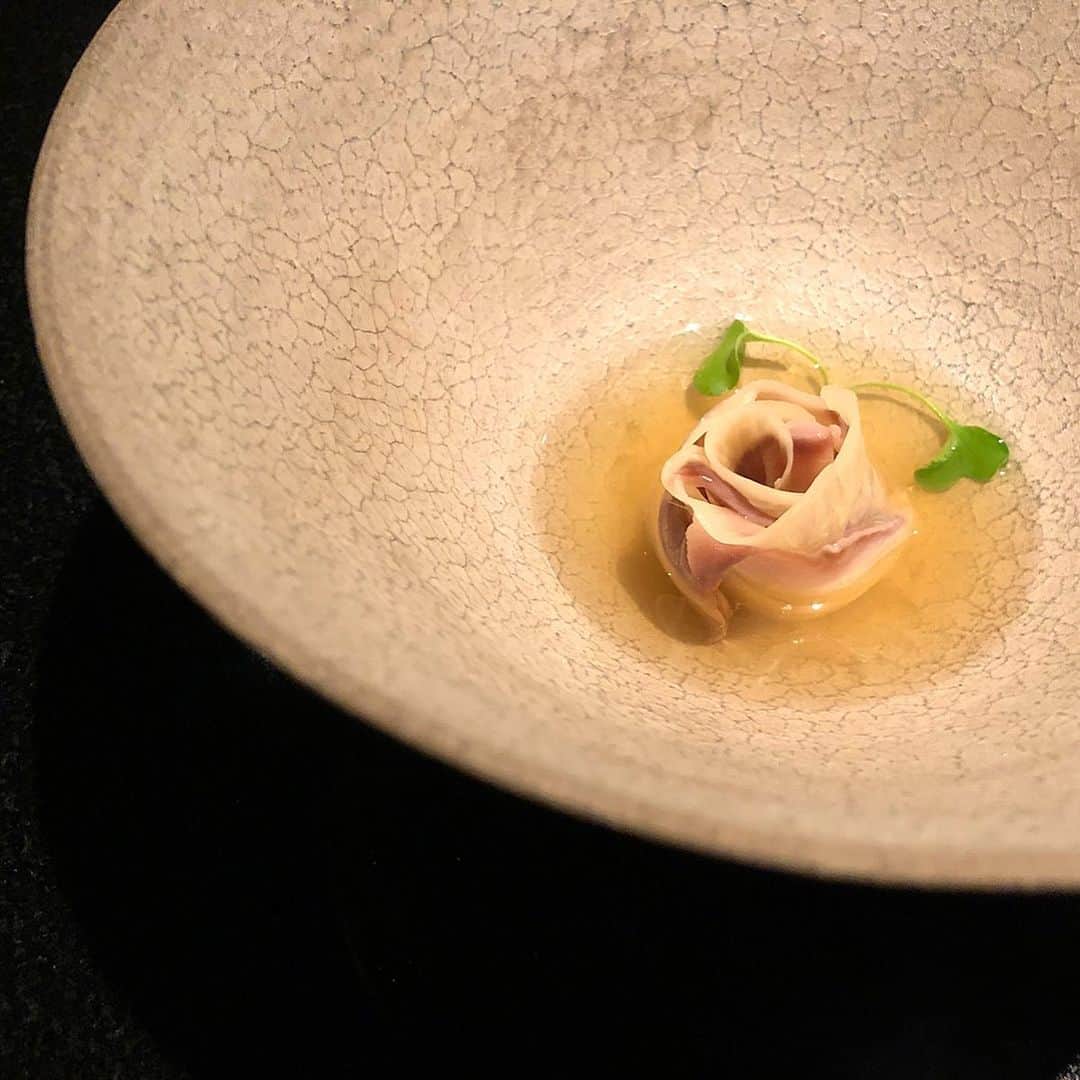 中川友里のグルメインスタ