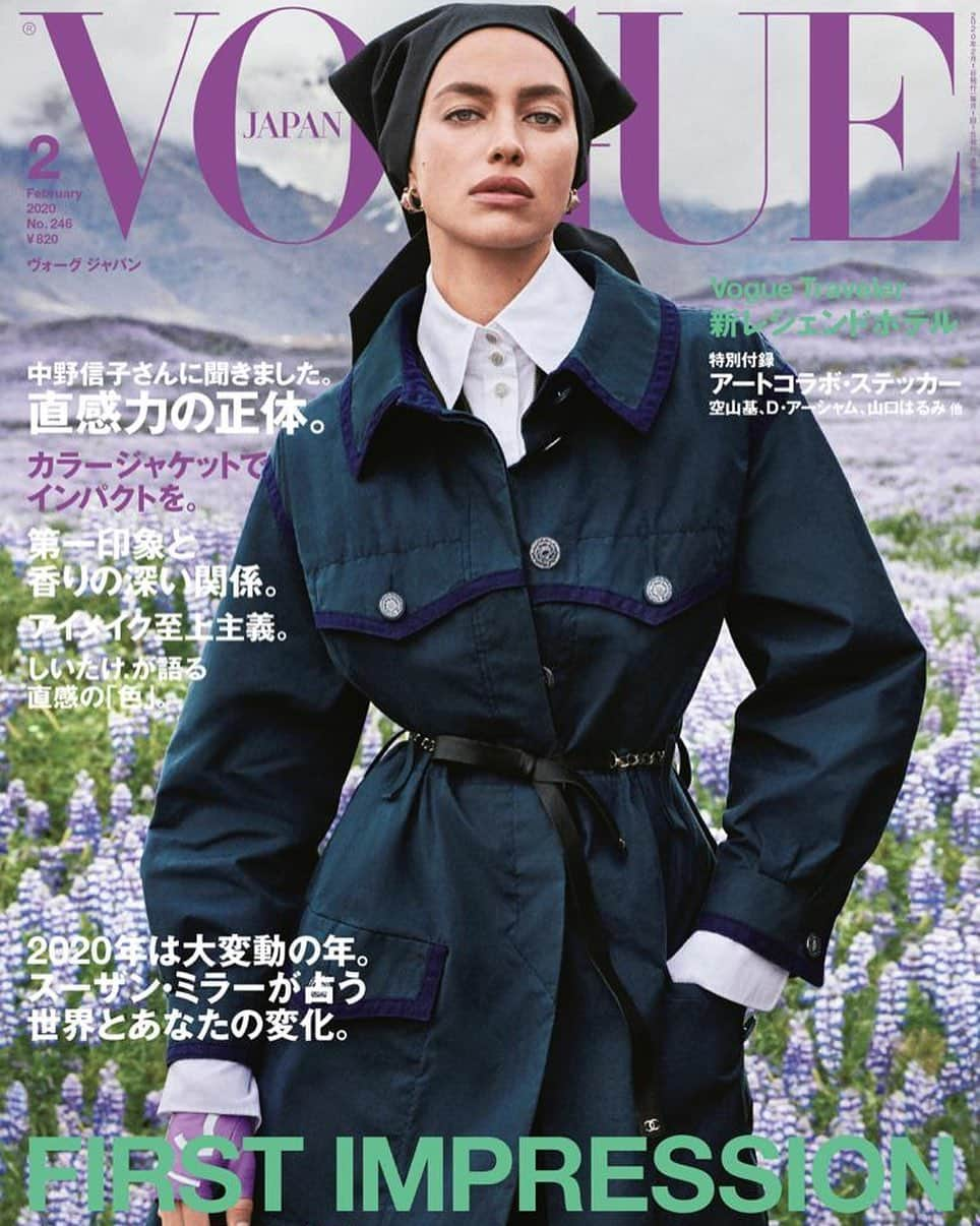 イリーナ・シェイクさんのインスタグラム写真 - (イリーナ・シェイクInstagram)「#8 this year.. new cover of @voguejapan 💜🌸 Amazing day in Iceland.. thank u @giampaolosgura @patrickmackieinsta @pg_dmcasting @ttmakarova #voguejapan」12月18日 19時53分 - irinashayk