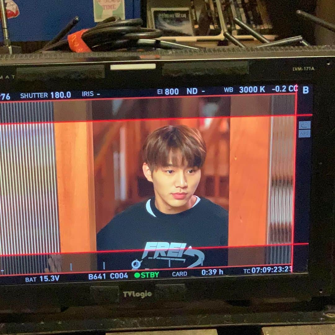 ジェヨンさんのインスタグラム写真 - (ジェヨンInstagram)「#하자있는인간들 😀」12月18日 20時45分 - jaeyongee