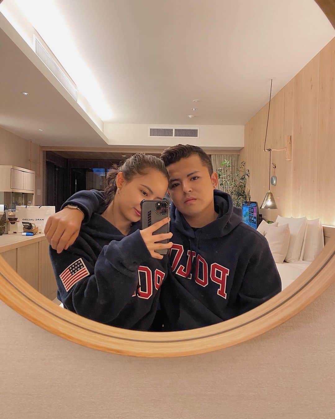 Julia Castroさんのインスタグラム写真 Julia Castroinstagram 只今 幸せ空間に来ています 動画をお楽しみに Julidy Trip Boyfriend Girlfriend Couple Relationship Japan Mirrorselfie Gap Similarlook Fashion Outfit Ootd