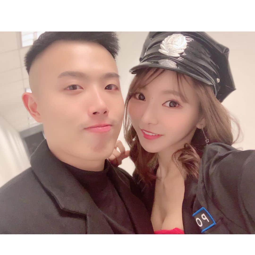 輝月あんりさんのインスタグラム写真 - (輝月あんりInstagram)「感謝您的支持！ 😭🥺😫💓💗 細節仍然是秘密。。。 あまり時間がなくて本当に私は緊張しましたが無事に終了🙏💓 素敵な時間をありがとうございました！！大好きな先生達と📸  #工作時間 #電視台 #老師 #台湾 #🇹🇼 #台北」12月18日 22時24分 - anri_204_xx