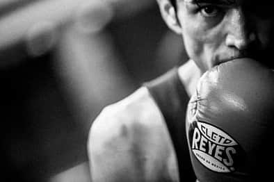 尚玄のインスタグラム：「Photo by Kenji Hayashi.  #映画 #義足のボクサー #日本 #フィリピン #Boxing #Film #Movie #GensanPunch #Japan #Philippines #BrillanteMendoza」