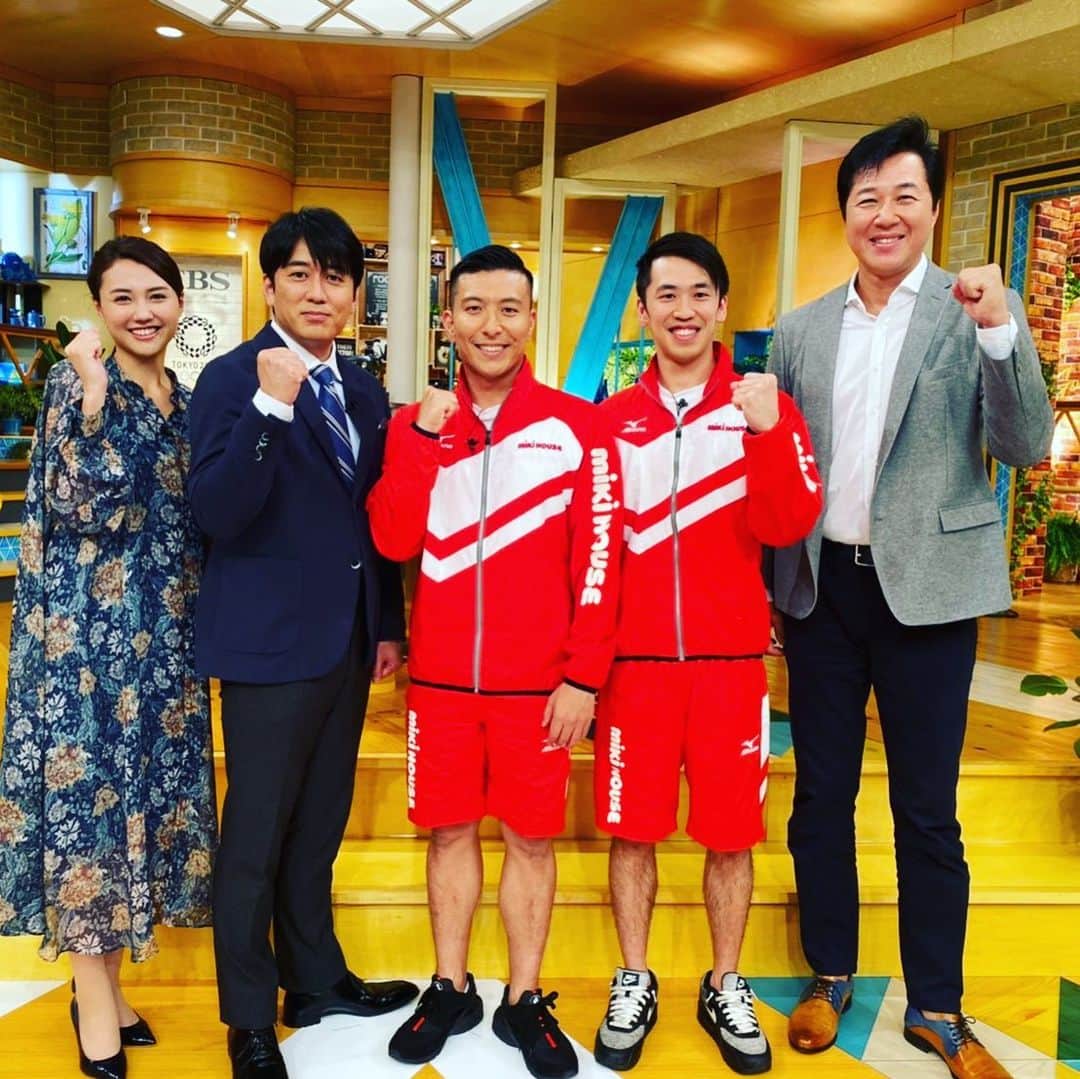 坂井丞のインスタグラム：「12月21日土曜日朝7時からＴＢＳで東京victory放送になります‼️ 是非ご覧ください‼️ #東京victory  #安住紳一郎アナ  #山形純菜アナ  #寺内健くん  #河合俊一さん  #日体ob」