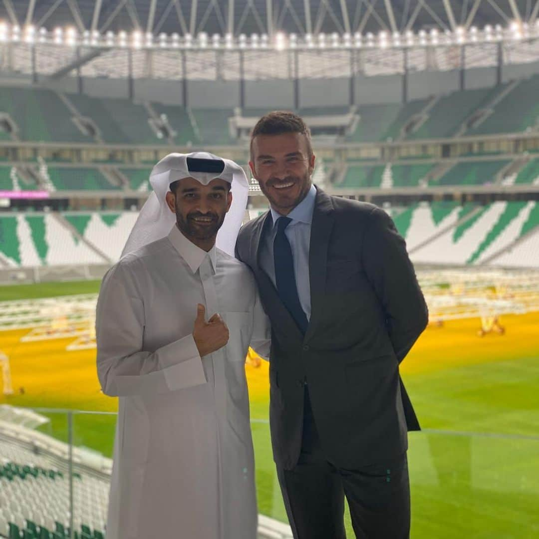 デビッド・ベッカムさんのインスタグラム写真 - (デビッド・ベッカムInstagram)「Incredible visit to Education City stadium with @roadto2022 SG Hassan Al Thawadi.  Stunning design and a special legacy.  Looking forward to attending the Club World Cup semi-final tonight! #seeyouin2022」12月19日 1時23分 - davidbeckham