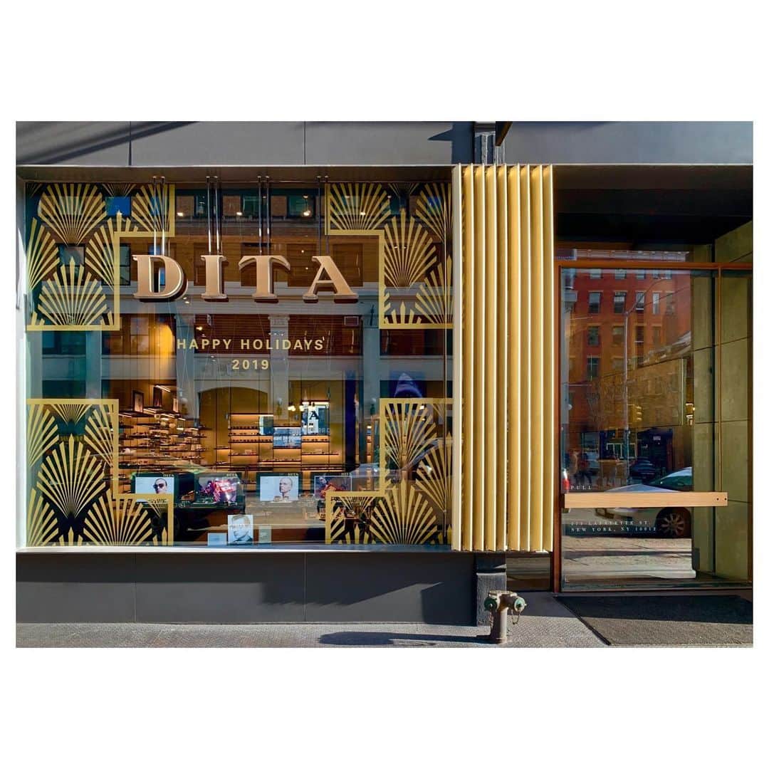 ディタのインスタグラム：「Happy holidays from DITA SoHo, NY #DITA #DITAeyewear #DITAsunglasses」