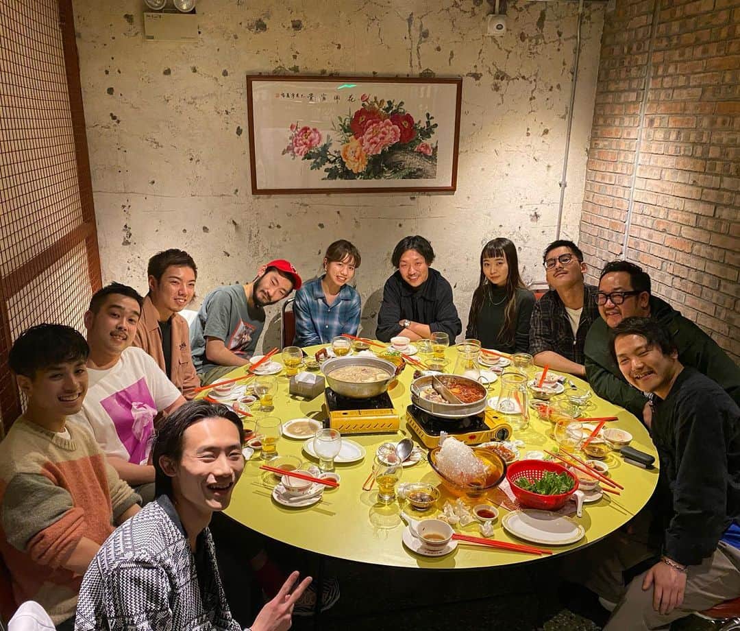 谷正人のインスタグラム：「今夜は香港日本人会。 みんな日本の平和さと ガラパゴス感に甘えないようにしないとね。 #tokyobasehongkong #studioustokyo」