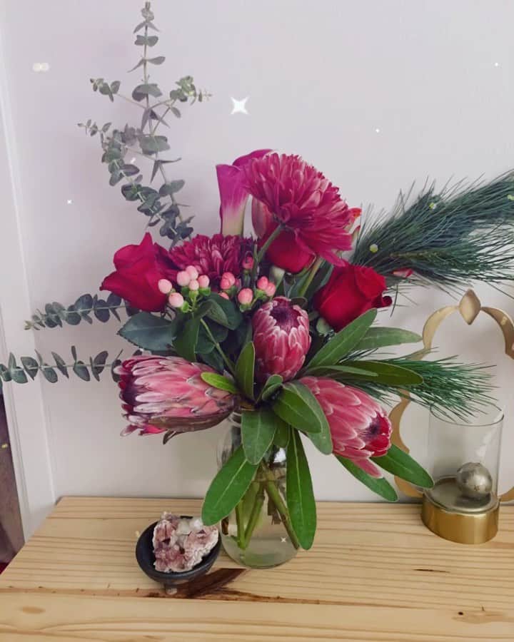 OLIVIAのインスタグラム：「Thank you love❤️ #farmgirlflowers @farmgirlflowers」