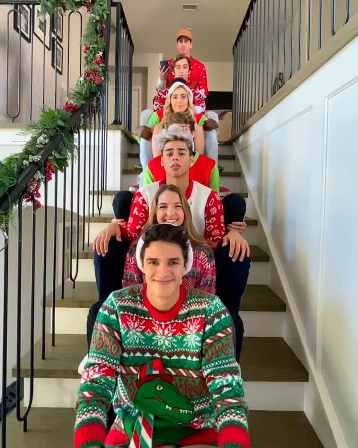 Brent Riveraのインスタグラム：「I can’t believe we did this😂🎄enjoy HAHA」