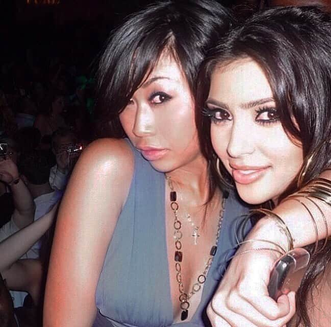 キム・カーダシアンさんのインスタグラム写真 - (キム・カーダシアンInstagram)「Happy Birthday @tracyromulus !!! I found this pic of us from 2008 in Vegas! It’s so crazy how long we’ve known each other and how we have evolved together in business and our family life! I love you beyond what you can imagine and am so proud of all the hard work you do! I am so grateful to have you in my life!」12月19日 5時21分 - kimkardashian