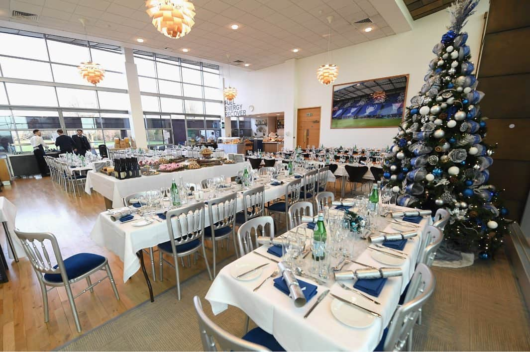 チェルシーFCさんのインスタグラム写真 - (チェルシーFCInstagram)「The Christmas lunch at Cobham! 🎄😋 #CFC #Chelsea」12月19日 17時38分 - chelseafc