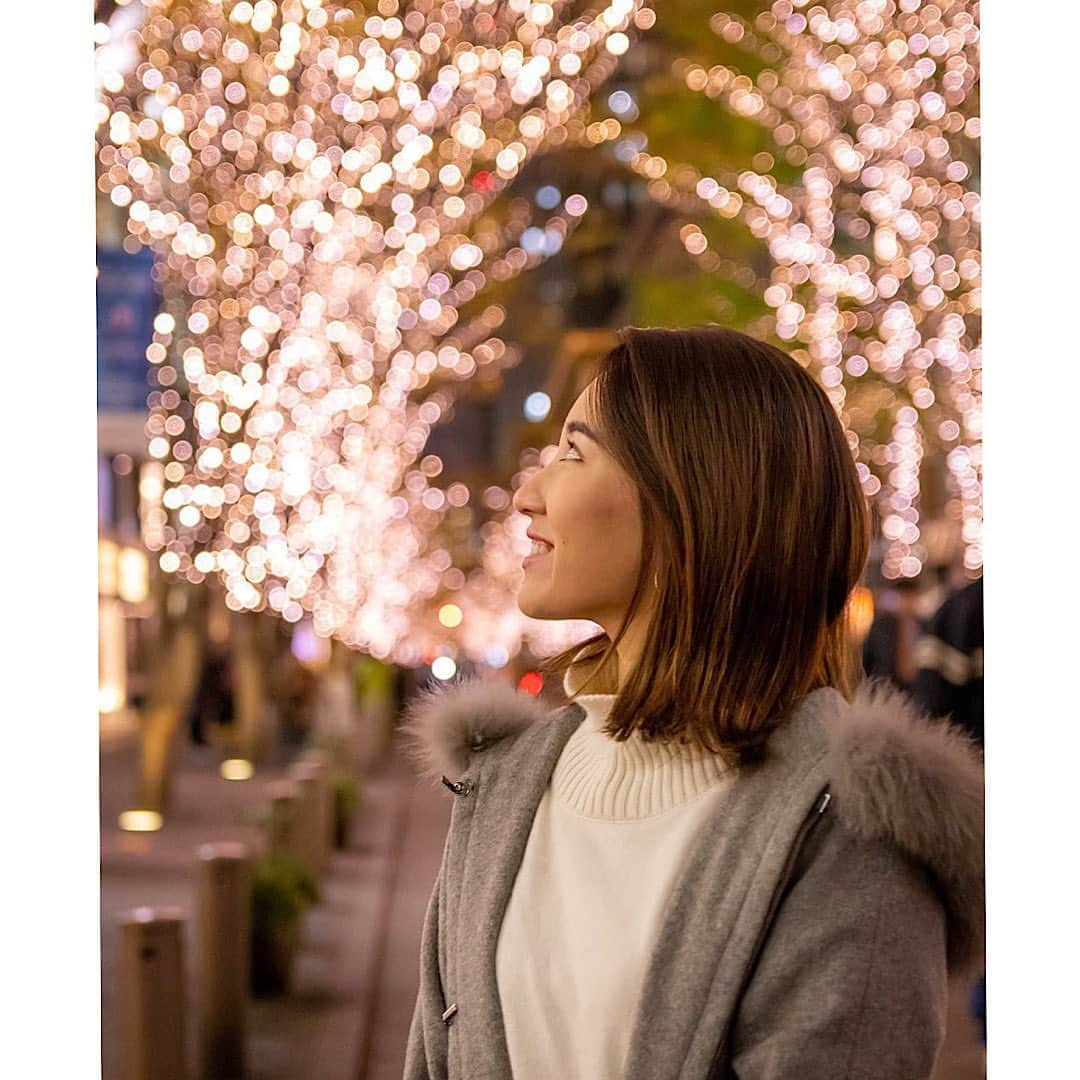 Ayaさんのインスタグラム写真 - (AyaInstagram)「早めのXmas気分🎄🎅🎁 東京駅の丸の内イルミネーションが とっても綺麗に輝いてた！🌃✨ . 家族でいってきました👨‍👩‍👦 東京駅ってこんなに綺麗なの知らんかった〜！ ついついイルミネーションに 見惚れて東京駅周辺を沢山歩いた日っ🚶‍♀️ 癒されたなぁ〜😘 . . ビル内にスターウォーズのイベントもやってたよ⭐️ . 12/21から駅前広場・行幸通りで メインイベントが始まるみたいで 更に盛り上がりそう😘🌃❤️ #ミチテラス #丸の内 #michiterasu #丸の内仲通り #東京国際フォーラム #PR」12月19日 17時50分 - aya__fit