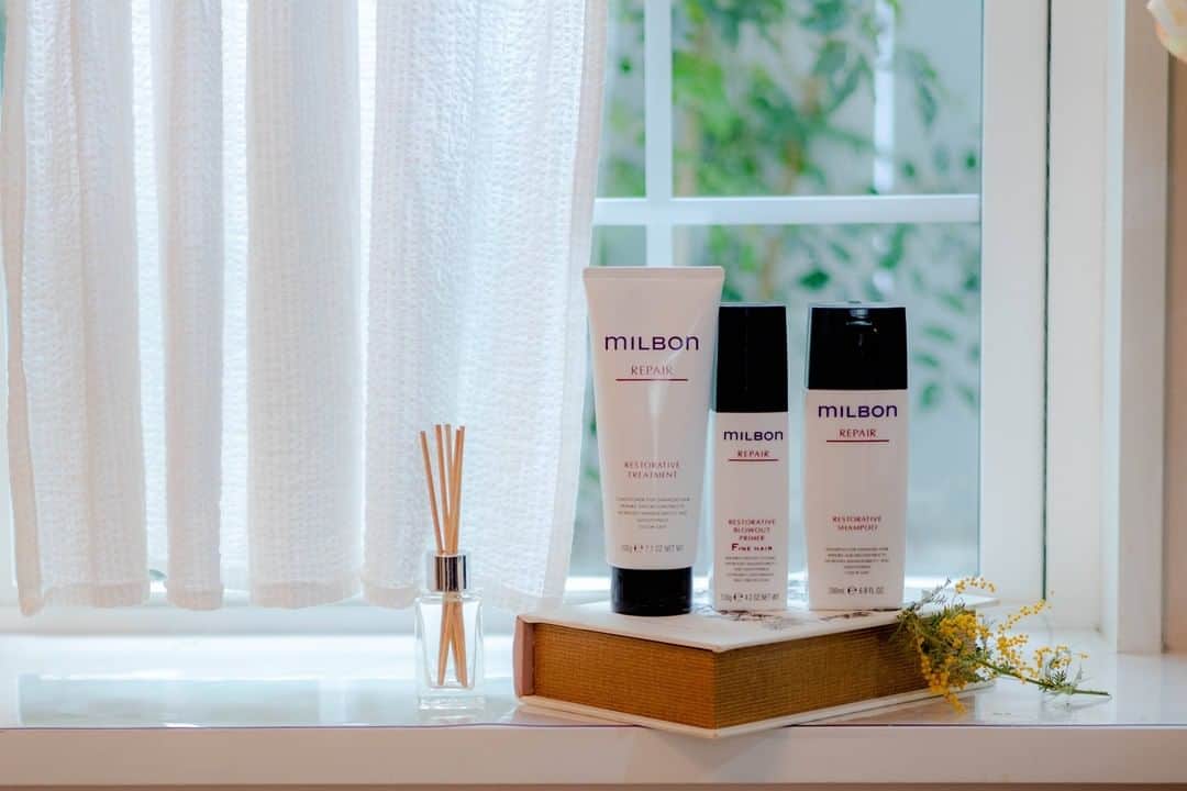 のインスタグラム：「It's almost Christmas! How about getting Milbon Repair Series as Christmas gifts for yourself? Milbon's good scent and outstanding repair ability must sooth you. ＝＝＝＝＝＝＝＝＝＝ Milbon official account. WE provide worldwide stylist-trusted hair products. On this account, we share how stylists around the world use Milbon products. Check out their amazing techniques! ＝＝＝＝＝＝＝＝＝＝ #milbon #globalmilbon #milbonproducts #hairdesign #haircut #haircare #hairstyle #hairarrange #haircolor #hairproduct #hairsalon #beautysalon #hairdesigner #hairstylist #hairartist #hairgoals #hairproductjunkie #hairtransformation #hairart #hairideas #beauty #shampoo #hairtreatment #beautifulhair #repairhair #damagecare」