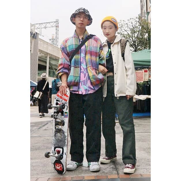 the STYLE SNIPさんのインスタグラム写真 - (the STYLE SNIPInstagram)「Multi Pattern _ Man Jackets #supreme Tops #supreme Bottoms #stussy Footwear #adidas _ Woman Headwear #stussy Footwear #converse _ #thestylesnip #stylesnip #ragtag #streetstyle #streetsnap #ootd #fashion #used #ragtagshooting #ファッションをもっと自由にもっと楽しく」12月19日 10時15分 - thestylesnip