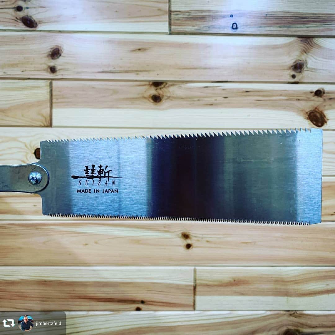 SUIZAN JAPANさんのインスタグラム写真 - (SUIZAN JAPANInstagram)「We are glad that SUIZAN is used habiually!﻿ ﻿ #repost @jimhertzfeld﻿ Just in time for Halloween  #diy  #woodworking  #suizan  #joinery﻿ ﻿ #suizanjapan #japanesesaw #japanesesaws #japanesetool #japanesetools #japaneseplane #craftsman #craftsmanship #handsaw #handplane #pullsaw #flushcut #dovetail #dozuki #ryoba #woodwork #woodworker #woodworkers #woodworkingtools #diyideas #furnturedesign #furnituremakeover #furnituremaker #japanesestyle #japanlife」12月19日 11時31分 - suizan_japan