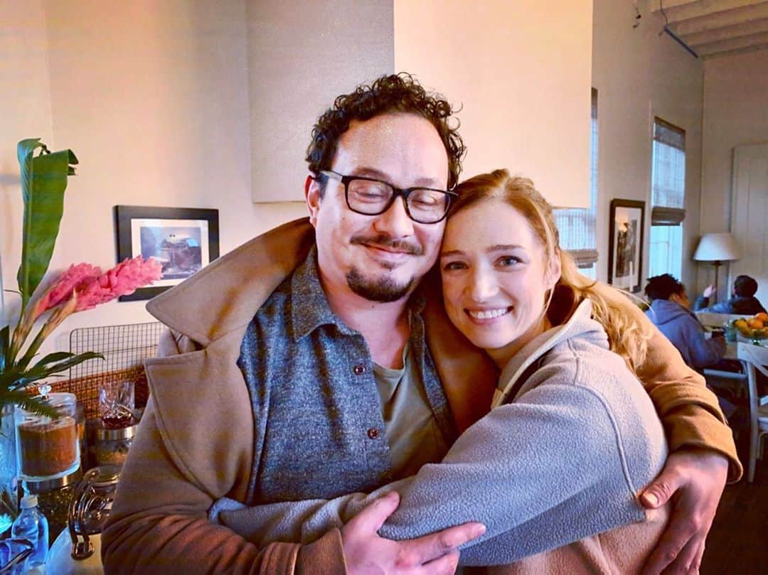 クリステン・コノリーのインスタグラム：「hard at work or hardly working 💕 #ysd #bestbuds #deepwater」