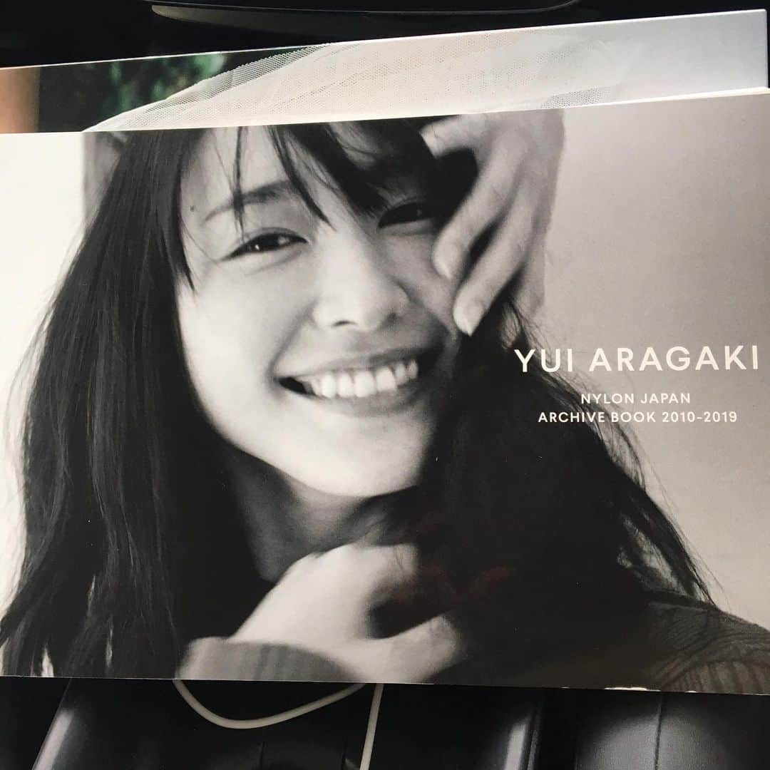 小西神士さんのインスタグラム写真 - (小西神士Instagram)「#nylonarchivebook#nylon#yuiaragaki#新垣結衣#humanhair」12月19日 12時42分 - shinji_konishi