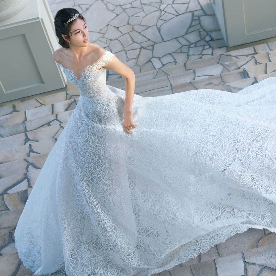 Mikimotoさんのインスタグラム写真 - (MikimotoInstagram)「MIKIMOTO Bridal – My Princess Moment  #MIKIMOTO #MikimotoBridal #MyPrincessMoment #ミキモト」12月19日 13時00分 - official_mikimoto