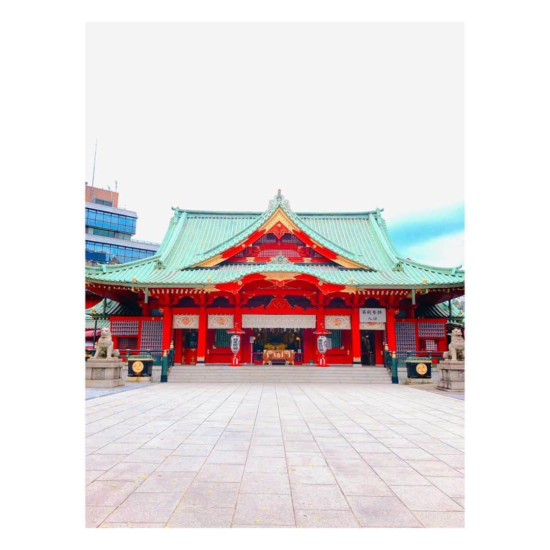 理絵さんのインスタグラム写真 - (理絵Instagram)「母㊗️退院  病院の裏にある先日お詣りした⛩神社に感謝を告げてから迎えに行き無事帰宅  それにしても今日は寒いですね🥶みなさん体調には気をつけてお過ごしくださいね  #退院 #神田明神 #神社 #shrine #tokyo #japan」12月19日 13時11分 - ____rie____