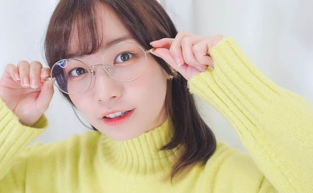 本田みくさんのインスタグラム写真 - (本田みくInstagram)「めがねホンダ( ⚯̫ ) . . . #めがね女子 #眼鏡  #glasses #glassesgirl #guコーデ  #gu #zoff #めがね #japanesegirl  #일상스타그램 #좋아요반사  #麻豆 #攝影  #寫真 #人像 #人像攝影 #人像寫真 #被写体 #外拍 #模特 #인물사진 #笑顏 #모델 #섹시 #미인 #패션모델 #인물사진화보 #インナーカラー #インナーカラーボブ #ビジョビ」12月19日 13時23分 - hondamiku