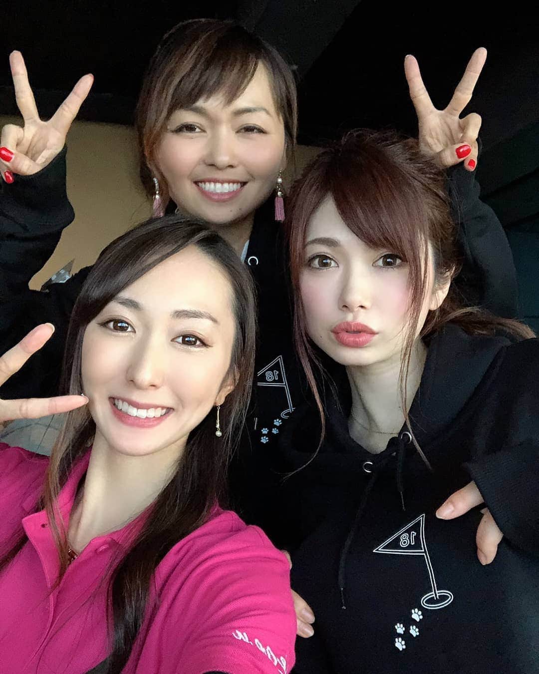 一ノ瀬奈々さんのインスタグラム写真 - (一ノ瀬奈々Instagram)「． ． ． 毎月開催されているシュミGolトーク( @golftriggerofficial )交流会イベントにインフルエンサーとして参加させていただきました！ シミュレーションは二回目でしたが、今回初心者の方も沢山いらっしゃって、経験者と2チームに分かれてレッスンができたので、嫌な緊張感もなく楽しめました！ 知重プロ( @chie_golf )ありがとうございます！ ． ． #ゴルフトリガー #シュミgolトーク #インドアゴルフ #シミュレーションゴルフ #ゴルフスクール #トリガーオート #ゴルフ #ゴルフ女子 #ゴルフコーデ #ゴルフレッスン場 #golf⛳️ #ゴルフ初心者 #フリーモデル #企業モデル #広告モデル #撮影モデル #一ノ瀬奈々 #ゴルフファッション #モデル #女子力 #モデル体型 #pr #広告 #雑誌 #photo」12月19日 16時51分 - 2008sn2010
