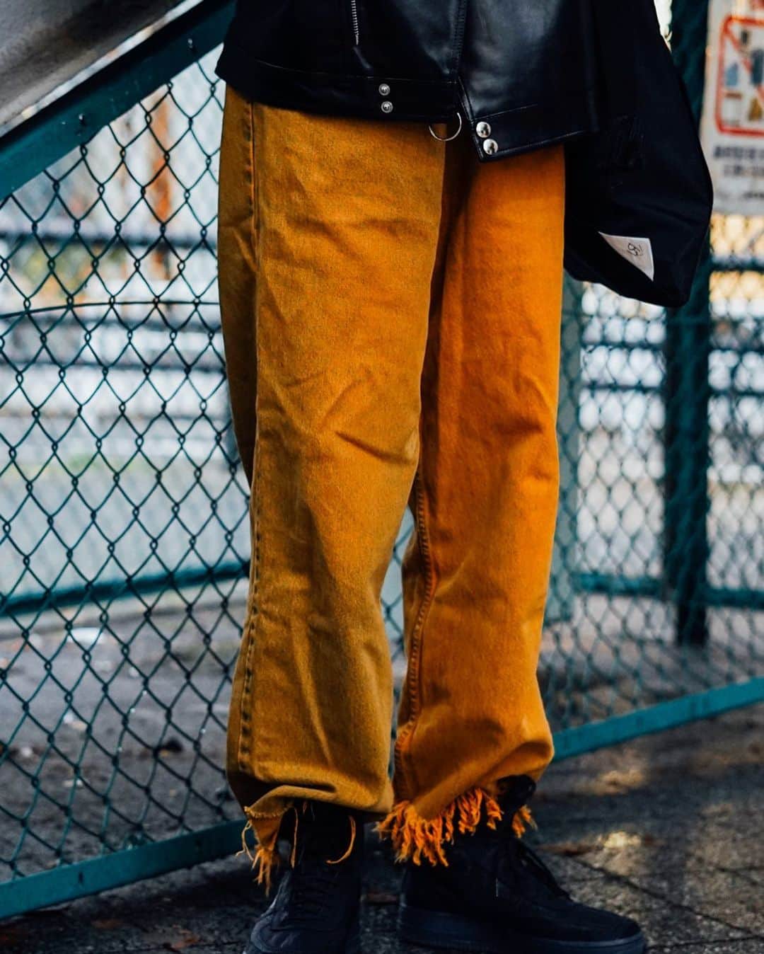 Fashionsnap.comさんのインスタグラム写真 - (Fashionsnap.comInstagram)「【#スナップ_fs】 Name たけうち ほのか  Jacket #ZARA Pants #1997circa Shoes #nike Eyewear #BJCLASSIC Scarf #Acne Studios  #fashionsnap #fashionsnap_women」12月19日 16時58分 - fashionsnapcom