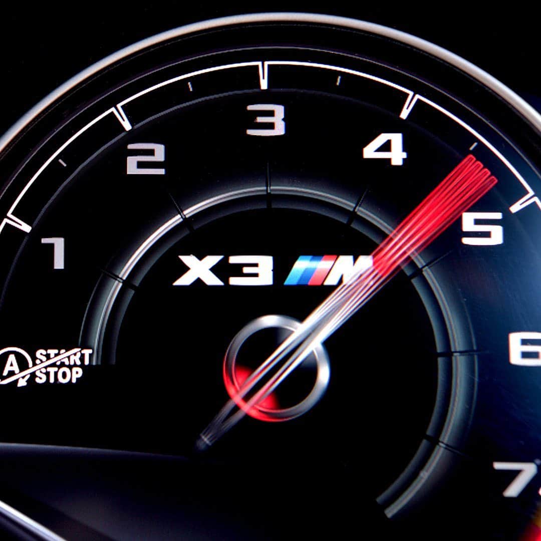 BMW Japanさんのインスタグラム写真 - (BMW JapanInstagram)「パフォーマンスとラグジュアリーを融合した、BMW X3 M、X4 M。 Carview!で、モータースポーツの遺伝子を持つドライビングの魅力を紹介しています。 . BMW Mで サーキット走行できるスペシャルプログラムやBMW M COLLECTIONから厳選したアイテムが総計36名様に当たるキャンペーンは2020年1月8日（水）まで実施中！ . #BMW #X3M #X4M #BMWJapan #駆けぬける歓び」12月19日 17時03分 - bmwjapan