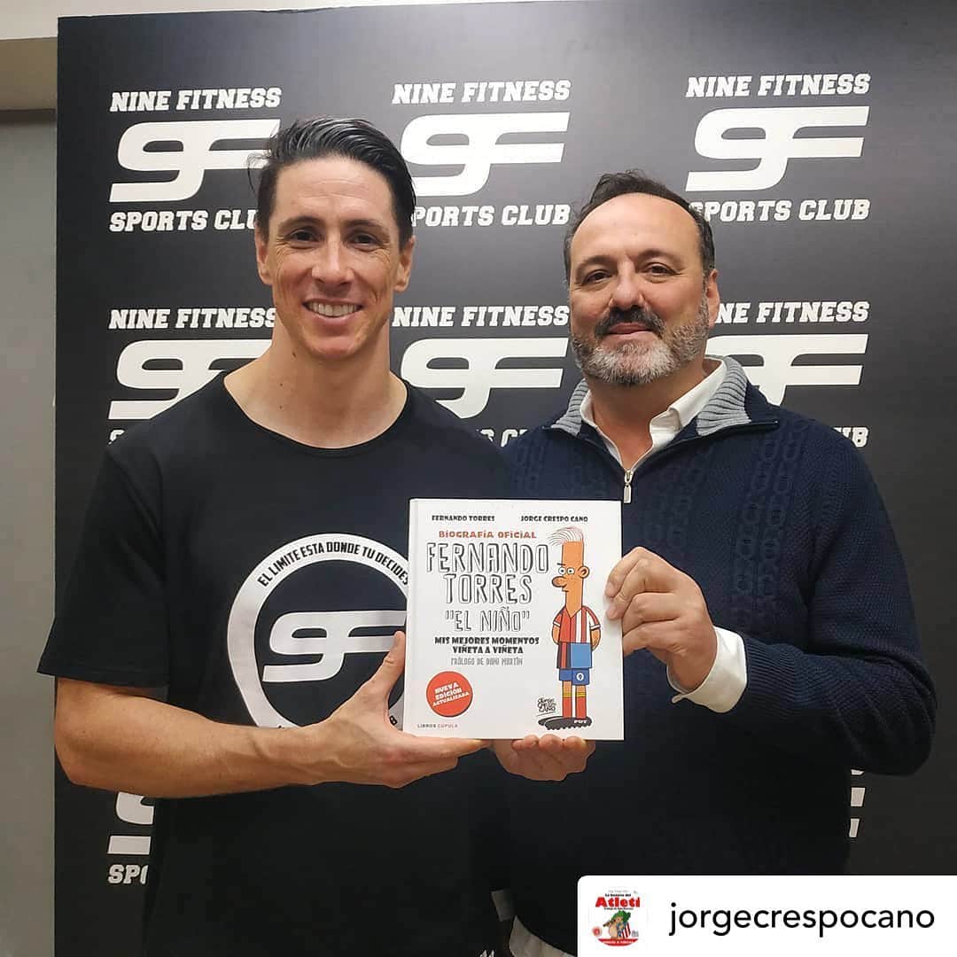 フェルナンド・トーレスのインスタグラム：「👌🏻🔴⚪️ #Repost @jorgecrespocano • ¡El regalo perfecto para estas Navidades! La vida de nuestro niño. ¡2ª Edición actualizada!」