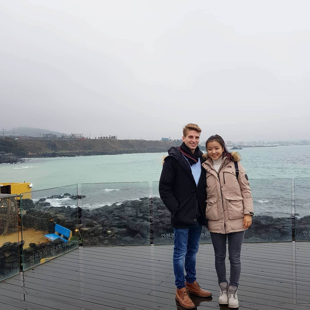 ミン・ユラさんのインスタグラム写真 - (ミン・ユラInstagram)「Jeju Island 🍊 추워도 바다 볼수 있어서 행복하다 ❤」12月19日 19時06分 - yuraxmin