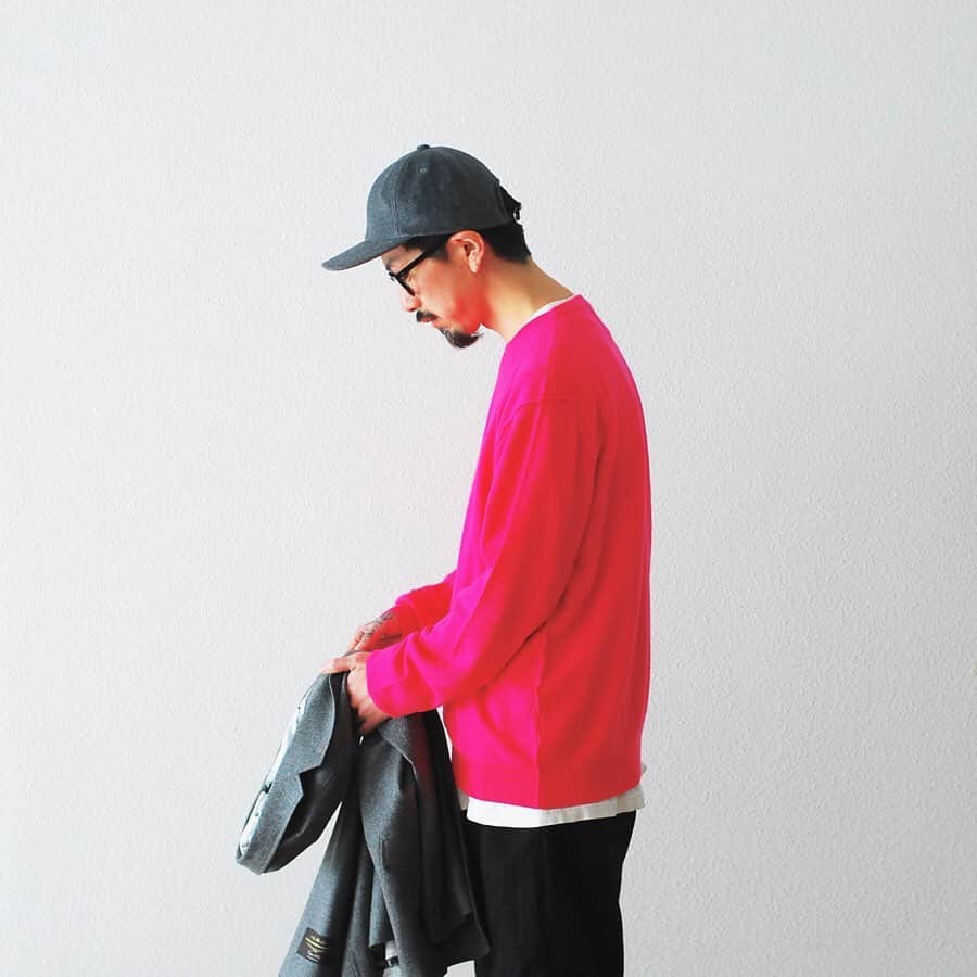 wonder_mountain_irieさんのインスタグラム写真 - (wonder_mountain_irieInstagram)「_ jumper1234 / ジャンパー1234 "STITCH SWEAT NEON COLOR -Cashmere-" ¥35,200- _ 〈online store / @digital_mountain〉 https://www.digital-mountain.net/shopdetail/000000008534/ _ 【オンラインストア#DigitalMountain へのご注文】 *24時間受付 *15時までのご注文で即日発送 *1万円以上ご購入で送料無料 tel：084-973-8204 _ We can send your order overseas. Accepted payment method is by PayPal or credit card only. (AMEX is not accepted) Ordering procedure details can be found here. >>http://www.digital-mountain.net/html/page56.html _ #jumper1234 #ジャンパー1234 _ 本店：#WonderMountain blog>> http://wm.digital-mountain.info/blog/20191219-1/ _ 〒720-0044 広島県福山市笠岡町4-18 JR 「#福山駅」より徒歩10分 (12:00 - 19:00 水曜・木曜定休) #ワンダーマウンテン #japan #hiroshima #福山 #福山市 #尾道 #倉敷 #鞆の浦 近く _ 系列店：@hacbywondermountain _」12月19日 20時01分 - wonder_mountain_