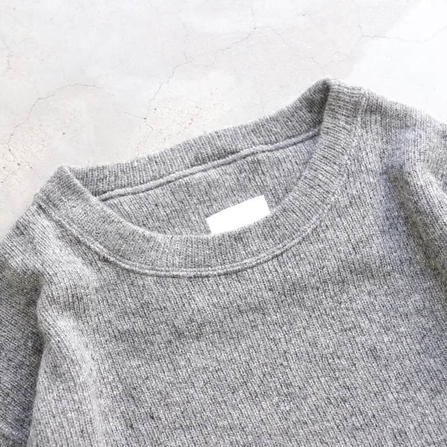 wonder_mountain_irieさんのインスタグラム写真 - (wonder_mountain_irieInstagram)「_ ts(s) / ティーエスエス "Crew Neck Shirt - Cotton * Wool * Nylon Double Face Jersey -" ¥16,500- _ 〈online store / @digital_mountain〉 https://www.digital-mountain.net/shopdetail/000000010461/ _ 【オンラインストア#DigitalMountain へのご注文】 *24時間受付 *15時までのご注文で即日発送 *1万円以上ご購入で送料無料 tel：084-973-8204 _ We can send your order overseas. Accepted payment method is by PayPal or credit card only. (AMEX is not accepted)  Ordering procedure details can be found here. >>http://www.digital-mountain.net/html/page56.html _ #tss #ts_s #ティーエスエス _ 本店：#WonderMountain  blog>> http://wm.digital-mountain.info/blog/20191219-1/ _ 〒720-0044  広島県福山市笠岡町4-18  JR 「#福山駅」より徒歩10分 (12:00 - 19:00 水曜、木曜定休) #ワンダーマウンテン #japan #hiroshima #福山 #福山市 #尾道 #倉敷 #鞆の浦 近く _ 系列店：@hacbywondermountain _」12月19日 20時10分 - wonder_mountain_
