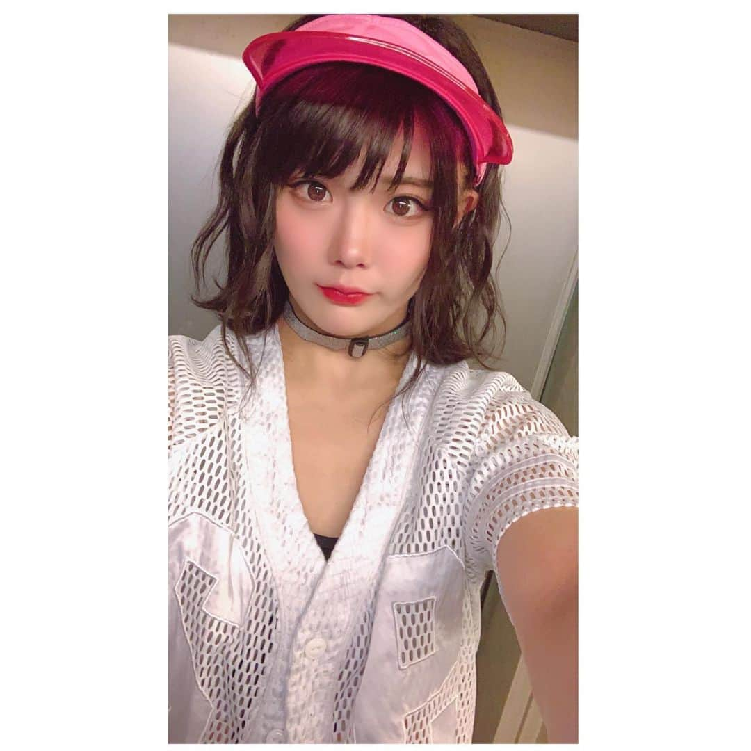 川村虹花さんのインスタグラム写真 - (川村虹花Instagram)「今日も巻き髪💗  #やっとこの長さになった  #ボブ巻き髪  #サンバイザー #2die4」12月19日 21時28分 - nanaka_kawamura