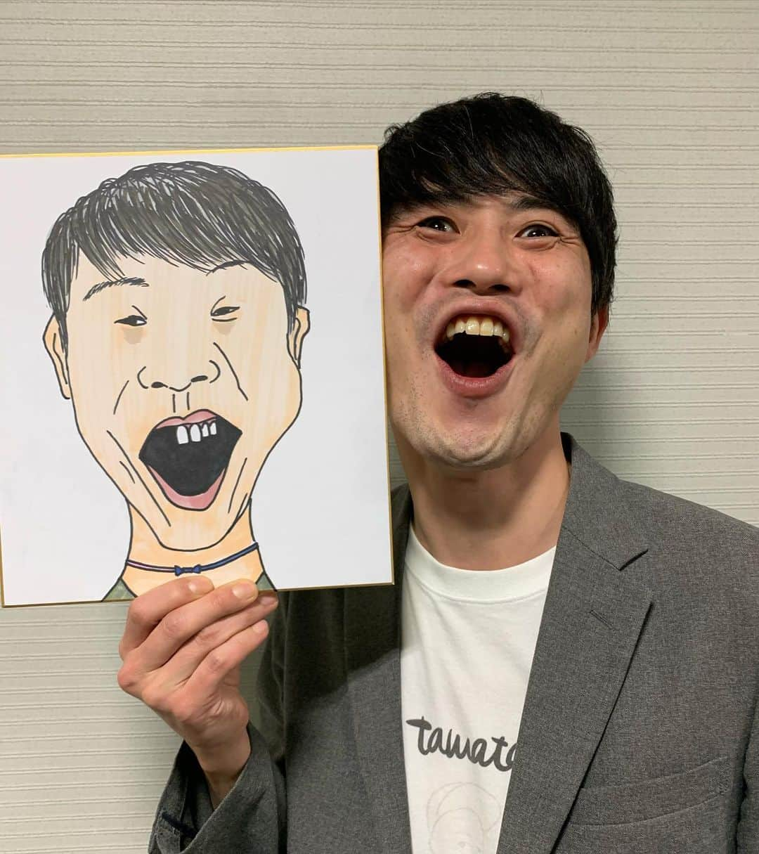 kento fukayaさんのインスタグラム写真 - (kento fukayaInstagram)「【さえない似顔絵97】 タナからイケダ 田邊さん  #さえない似顔絵 #似顔絵 #イラスト #お笑い #芸人 #よしもと漫才劇場 #タナからイケダ 田邊さん #昔劇場入りたての時、 #自宅でのたこ焼きパーティーに誘ってくれた #最高に楽しかったが #めちゃめちゃややこしいところに住んでて #死ぬ程迷った思い出あり #kentofukaya」12月19日 22時24分 - kento1989