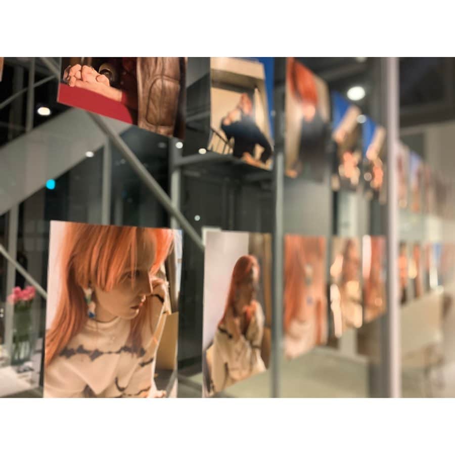 YU-U（工藤由布）さんのインスタグラム写真 - (YU-U（工藤由布）Instagram)「仕事あとにダッシュ💨 @yurika_akutsu のpop up💍 ゆりかさん、よーちゃんさん、ピノ🐶 またゆっくり飲み🍺行こうね☝🏻 ラストスパート頑張ってね〜🍚💪🏻」12月19日 22時45分 - nyan22u22nyan
