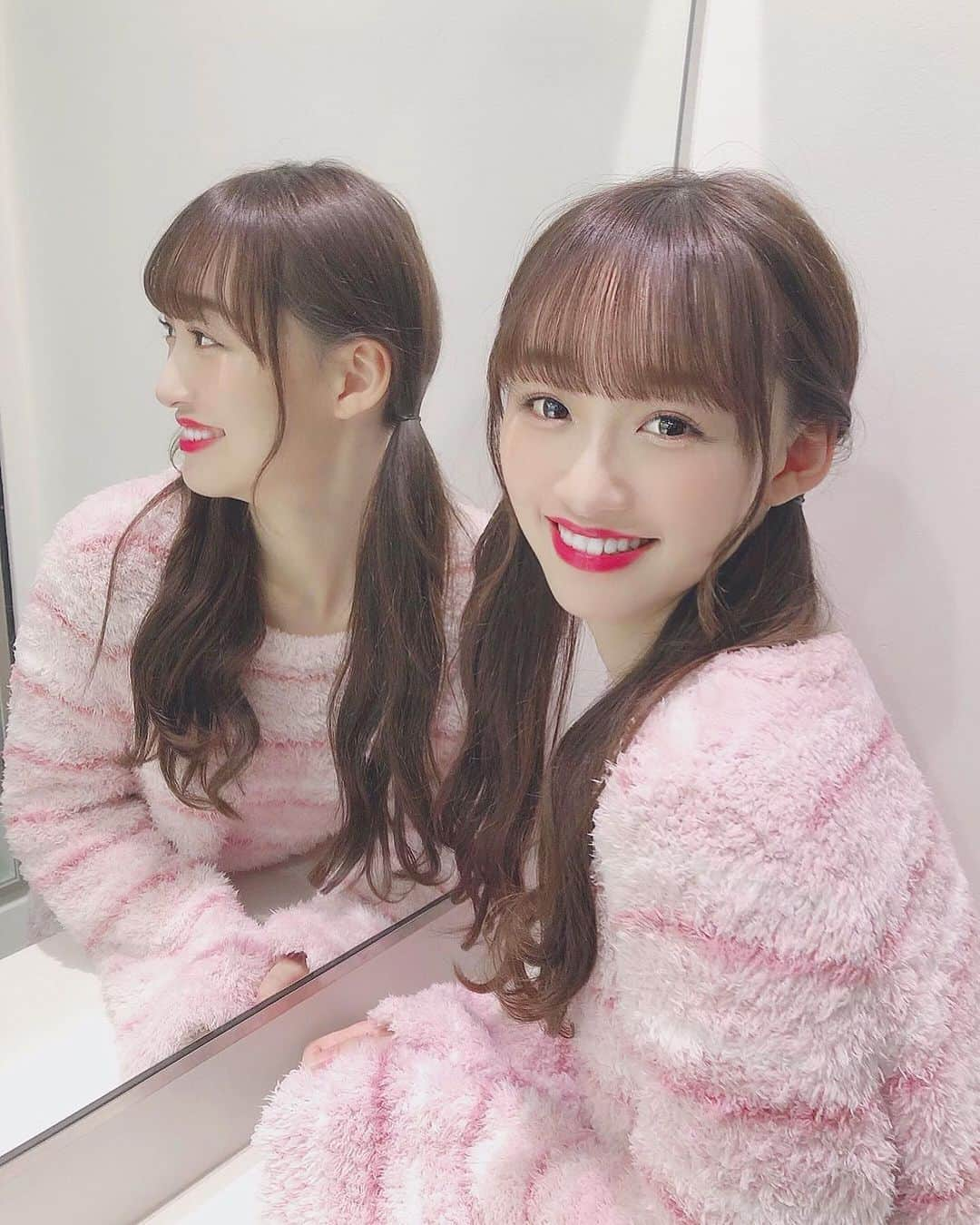 音嶋莉沙さんのインスタグラム写真 - (音嶋莉沙Instagram)「パジャマ×ツインテール🌙﻿ 握手会で着たよ〜✨﻿ ﻿ ツインテールは、低めでゆるっと結んでみました！﻿ ライブでは、とれないようにしっかり結ぶから﻿ 握手会ならでは髪型だったかな☺︎﻿ ﻿ ﻿ ﻿ ﻿ ﻿ ﻿ #握手　#ツインテール　#ジェラピケ」12月19日 22時55分 - otoshima_risa