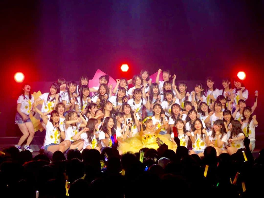 NMB48さんのインスタグラム写真 - (NMB48Instagram)「✳︎﻿ ﻿ 『谷川愛梨卒業コンサート ～あなたは私の太陽でした〜』﻿ ﻿ ﻿ ご来場頂いた皆さま、ありがとうございました🌻﻿ ﻿ ﻿ #NMB48 #谷川愛梨 #谷川愛梨卒業コンサート #Live #concert」12月19日 23時29分 - nmb48_official