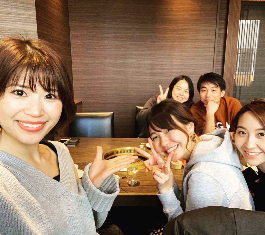 袴田彩会さんのインスタグラム写真 - (袴田彩会Instagram)「🎂🎉 今年の誕生日は多くの方に祝っていただき幸せ感じる1週間でした☺️周りにいてくださる方々に本当に感謝です✨ そしてTwitterでは既に報告しましたが、誕生日12月10日よりYMNに所属させて頂くことになりました。誕生日から所属という素敵な計らいをしていただきました🌹年齢も環境も変わり、新たな１年精一杯頑張ります✨ 引き続き、宜しくお願い致します！ だいぶ誕生日過ぎてますが、まとめて記録☆  #誕生日」12月19日 23時38分 - ayae.ha
