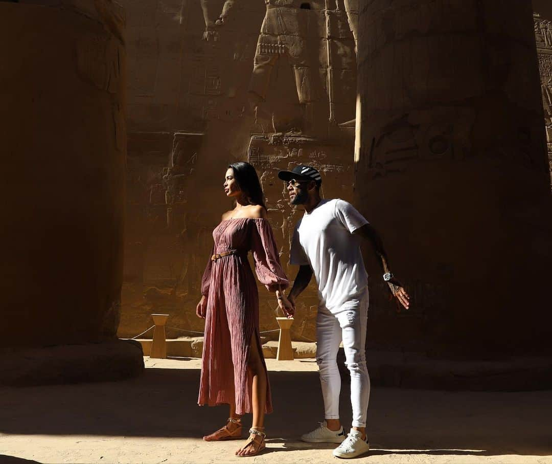 ダニエウ・アウヴェスさんのインスタグラム写真 - (ダニエウ・アウヴェスInstagram)「We LOVE Egypt!! #GoodCrazyCouple🤪 #Love4all😝」12月20日 0時02分 - danialves