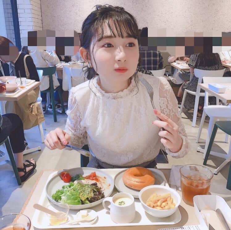 小室ゆらのグルメインスタ