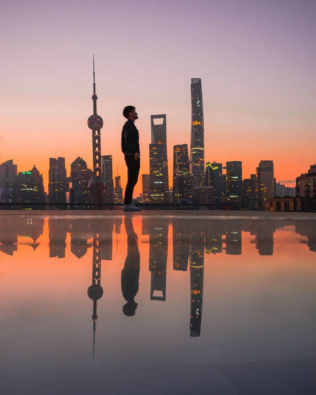 Canon Asiaさんのインスタグラム写真 - (Canon AsiaInstagram)「Notice something different about the Shanghai skyline? 🤔 Photography is all about perspective and the creative 🌈 possibilities are endless when you experiment with it! ⁣ ⁣📷 Image by @jimchanfc shot using the Canon EOS R | Canon RF 28-70mm f/2L IS USM | f/2 | 1/25s | ISO 500 | 31mm ⁣ ⁣Want your photos to be featured too? Tag them with #canonasia or submit them on My Canon Story, link in bio! ⁣ ⁣#canonasia #photography #shanghai #china #sunrise #sunrisephotography #reflection #reflectionphotography #perspectives」12月20日 13時20分 - canonasia