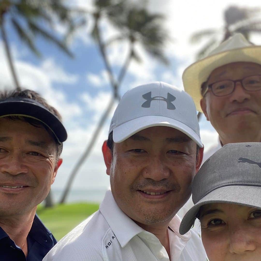 横田真一さんのインスタグラム写真 - (横田真一Instagram)「妄想ソニーオープン+3 はい予選落ちです😭予選落ちするスウィングご覧下さい #ハワイ #ゴルフ #グルメ#男子ゴルフ#男子ツアー#pga#ゴルフ女子#ゴルフレッスン#横田真一 #ナチュラルワイン#ボンサンテヨコタ#ゴルフ旅行#阪急交通社#つるやゴルフ#ELPA#ヨコタゴルフベースにて」12月20日 6時32分 - yokoshingolf