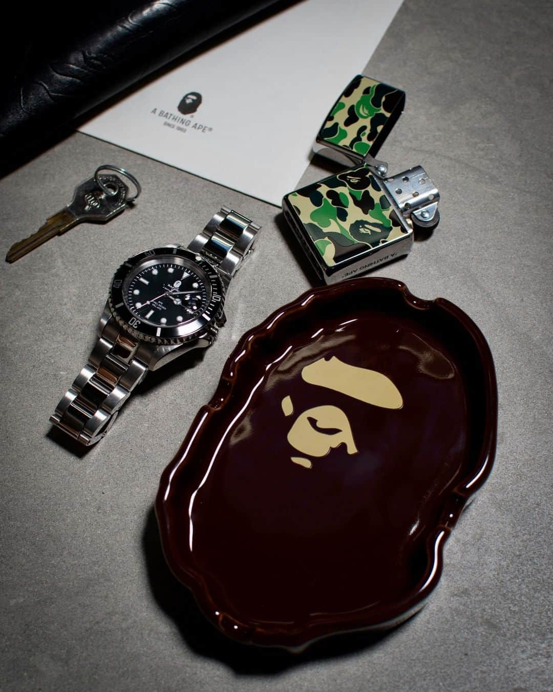 ア ベイシング エイプさんのインスタグラム写真 - (ア ベイシング エイプInstagram)「APE HEAD ASHTRAY and ABC CAMO ZIPPO LIGHTER available on Saturday, December 21st. #bape」12月20日 7時00分 - bape_japan